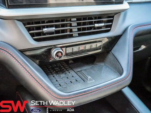 Used 2025 Ford Explorer ST-Line w/ Premium Package image 34