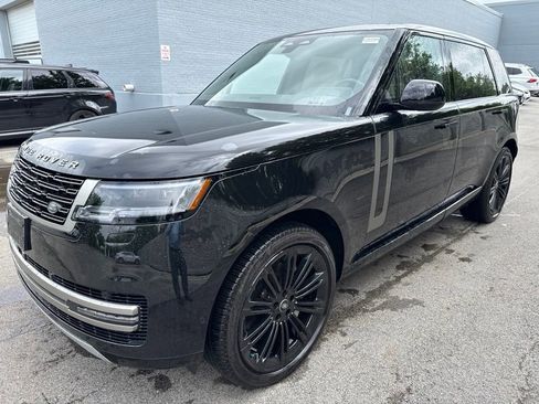 Used 2024 Land Rover Range Rover Long Wheelbase SE AWD/4WD image 1
