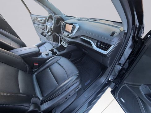 Used 2023 GMC Terrain SLT w/ Infotainment Package II image 28