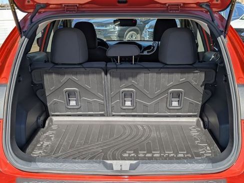 Used 2024 Subaru Crosstrek 2.0i Premium image 21