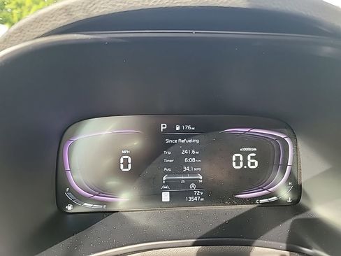 Used 2025 Kia Soul EX image 18