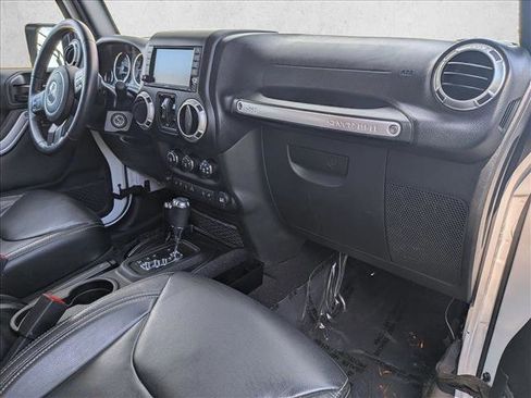 Used 2018 Jeep Wrangler Unlimited Sahara w/ Trailer Tow Group image 19