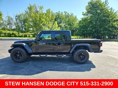 Used 2021 Jeep Gladiator Rubicon AWD/4WD image 1