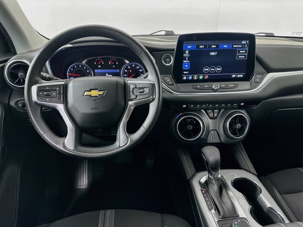 Used 2023 Chevrolet Blazer LT w/ Midnight/Sport Edition FWD image 21
