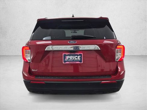 Used 2023 Ford Explorer XLT RWD image 7
