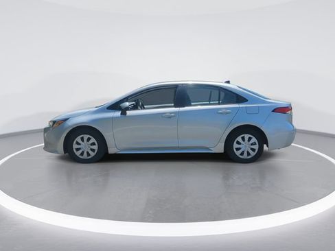 Used 2022 Toyota Corolla L FWD image 5