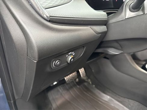 Used 2024 Buick Encore GX Preferred image 34