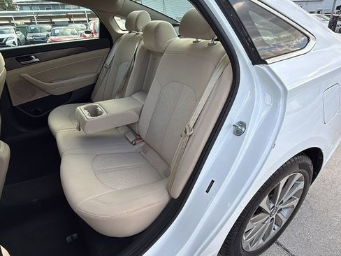 Used 2017 Hyundai Sonata Sport image 17