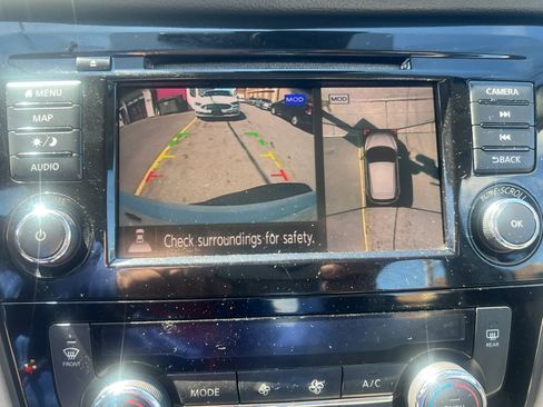Used 2019 Nissan Rogue Sport SL w/ Premium Package AWD/4WD image 19