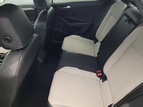 Used 2019 Volkswagen Jetta R-Line image 18