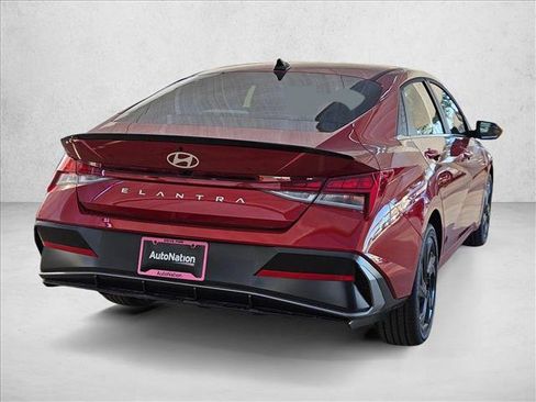 New 2026 Hyundai Elantra SEL Sport Premium image 2