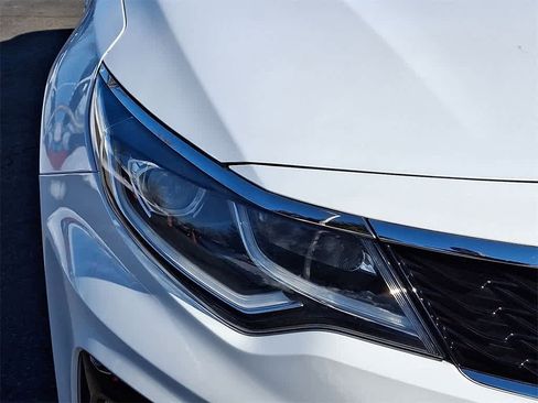 Used 2020 Kia Optima S image 27