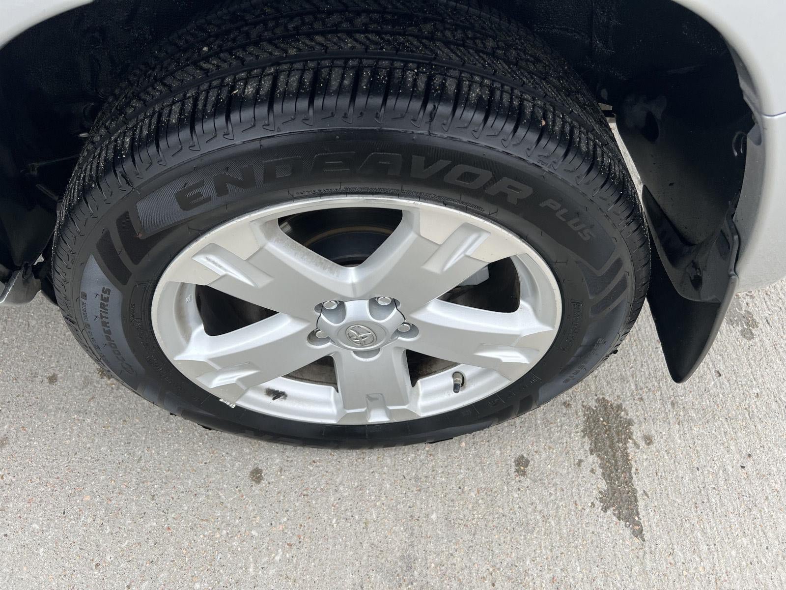 Used 2007 Toyota RAV4 Sport AWD/4WD image 24