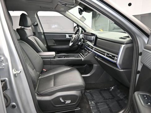 Used 2024 Hyundai Santa Fe Limited image 61