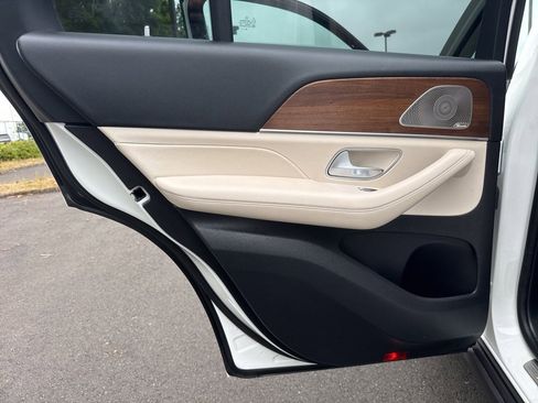 Used 2023 Mercedes-Benz GLE 350 4MATIC image 16