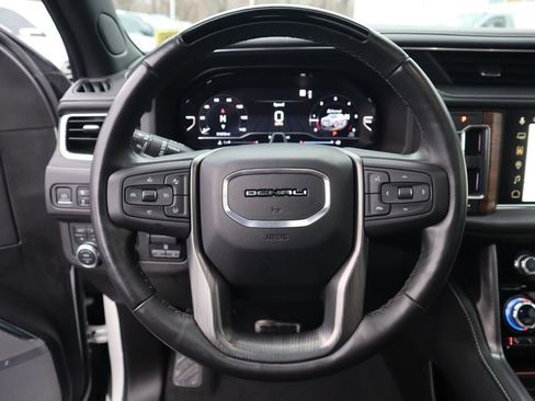 Used 2023 GMC Yukon XL Denali Ultimate image 26