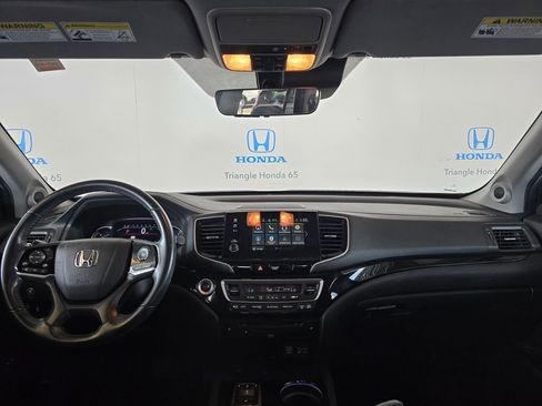 Used 2021 Honda Pilot Touring image 6