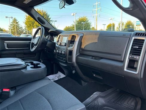 Used 2022 RAM 1500 Classic Warlock image 32