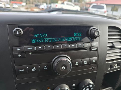 Used 2014 Chevrolet Silverado 2500 LT image 18