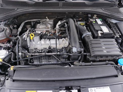 Used 2019 Volkswagen Jetta R-Line image 28