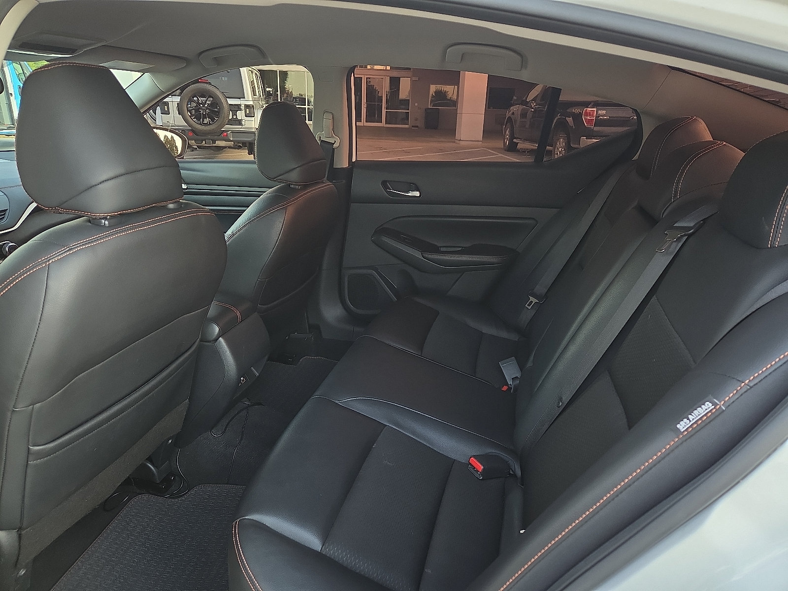 Used 2021 Nissan Altima 2.5 SR FWD image 10