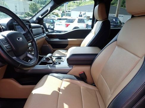 Used 2022 Ford F150 Lariat w/ Equipment Group 502A High AWD/4WD image 11