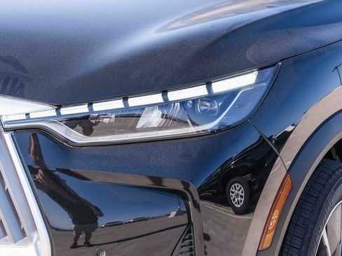 Used 2026 INFINITI QX60 Luxe w/ Cargo Package FWD image 12