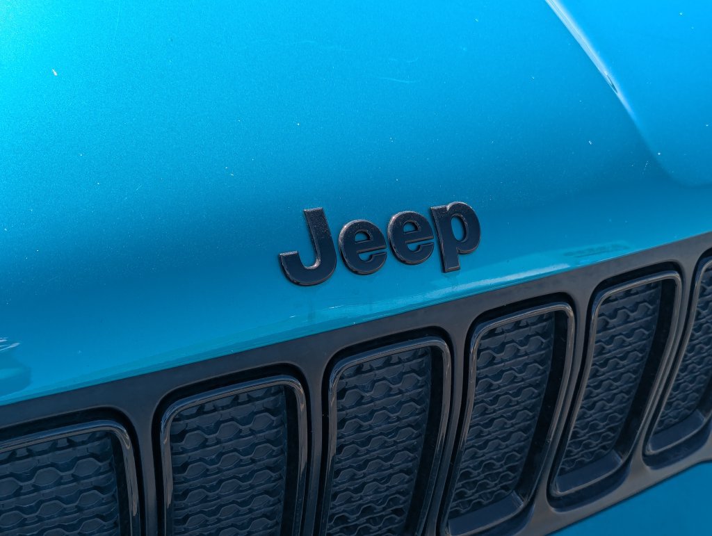 Used 2020 Jeep Renegade Altitude FWD image 11