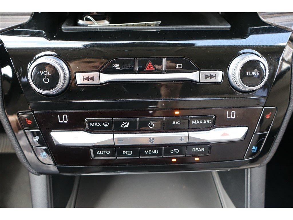 Used 2021 Ford Explorer Limited AWD/4WD image 40