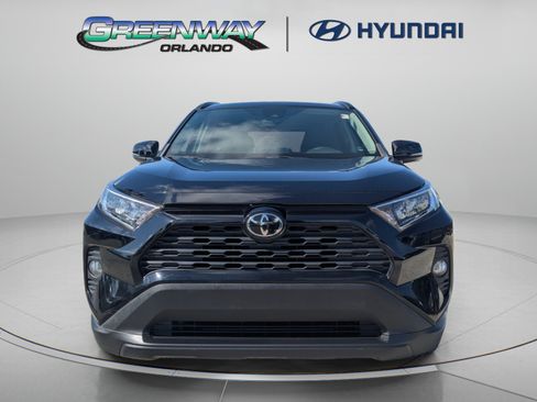 Used 2021 Toyota RAV4 XLE FWD image 3