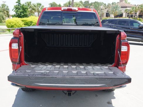 Used 2024 GMC Canyon Elevation w/ Convenience Package RWD image 36