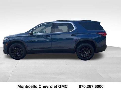 Certified 2023 Chevrolet Traverse LT FWD image 7