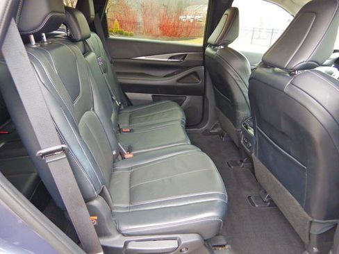 Used 2023 INFINITI QX60 Luxe image 17