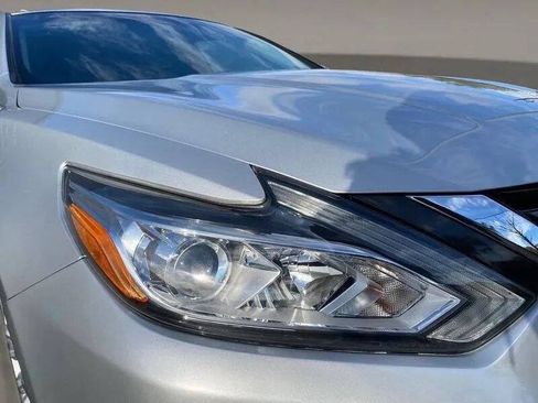 Used 2017 Nissan Altima 2.5 S w/ Power Driver Seat Package FWD image 10