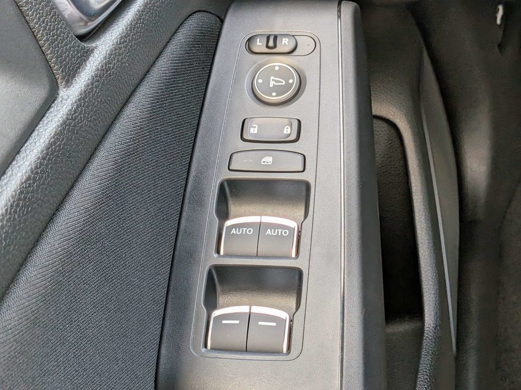 Used 2025 Honda Civic Sport image 23