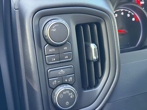New 2026 Chevrolet Silverado 1500 Custom Trail Boss w/ Dark Appearance Package AWD/4WD image 20
