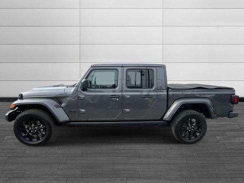 Used 2024 Jeep Gladiator Sport AWD/4WD image 7