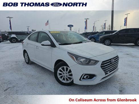 Used 2022 Hyundai Accent SEL image 1
