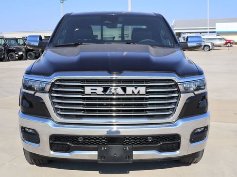 Used 2026 RAM 1500 Laramie AWD/4WD image 4