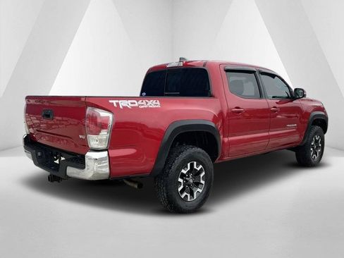 Used 2020 Toyota Tacoma TRD Off-Road AWD/4WD image 8