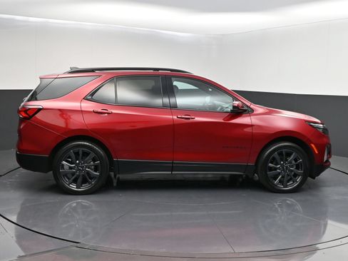 Certified 2023 Chevrolet Equinox RS FWD image 8