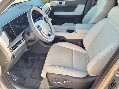 New 2025 Hyundai Santa Fe Calligraphy image 8