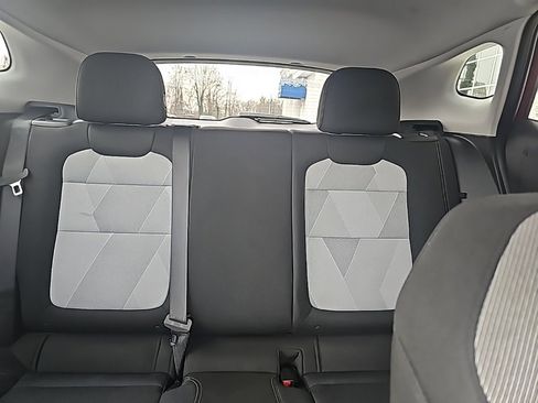 Used 2025 Chevrolet Trax LS image 10