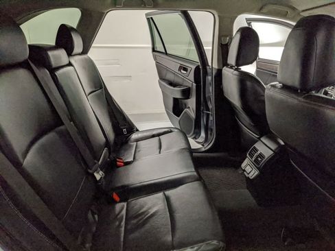 Used 2019 Subaru Outback 2.5i Limited w/ Popular Package #2 image 19