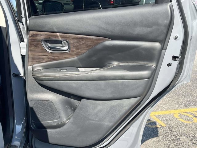 Used 2023 Nissan Murano Platinum w/ Cargo Package FWD image 24