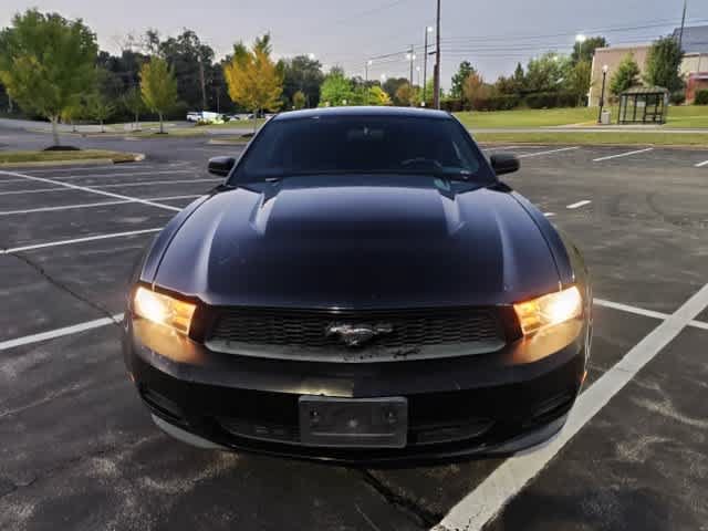 Used 2011 Ford Mustang Coupe w/ 101A Rapid Spec Order Code RWD image 2