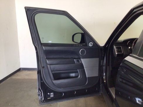 Used 2016 Land Rover Range Rover Sport HSE AWD/4WD image 7