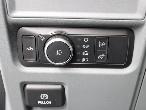 Used 2022 Ford F150 XLT image 44