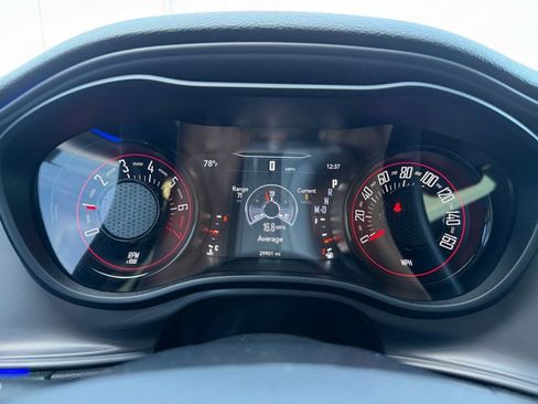 Used 2023 Dodge Challenger SXT w/ Blacktop Package image 10