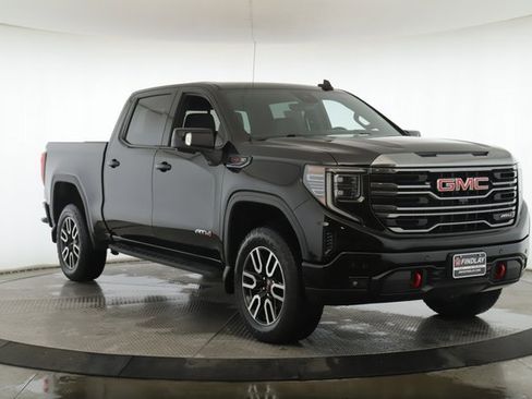 Used 2022 GMC Sierra 1500 AT4 w/ AT4 Premium Package image 2